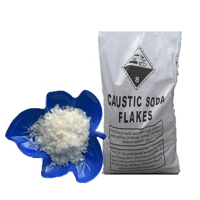 Caustic soda flakes 98–99% in bags